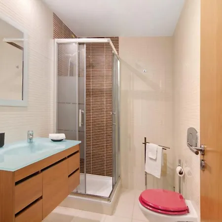 Holidayspt - Rooftop Pool Marina View - Myoasis I - 2 Bedrooms